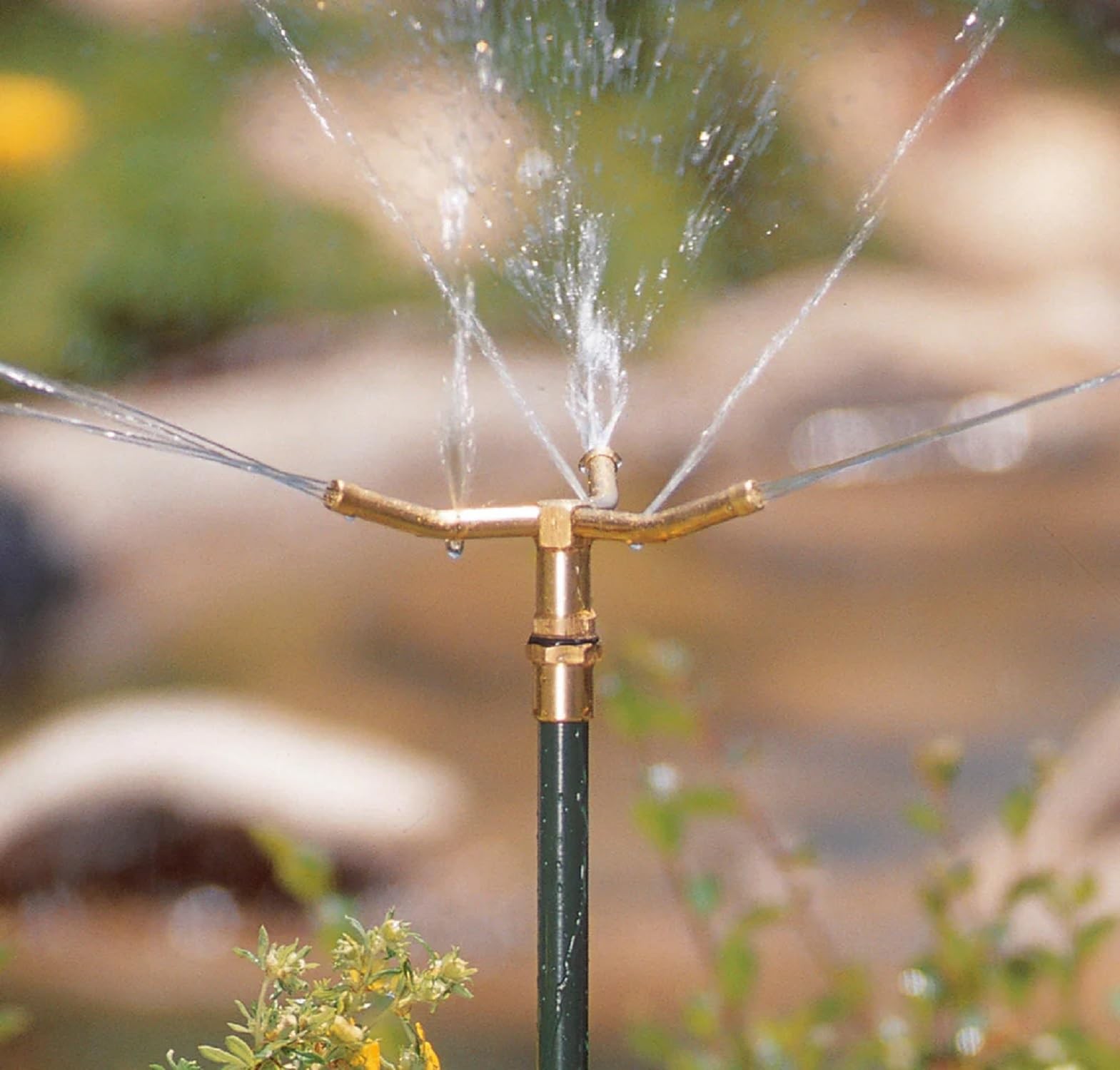 Orbit 58288 3-Arm High-Rise Sprinkler Green