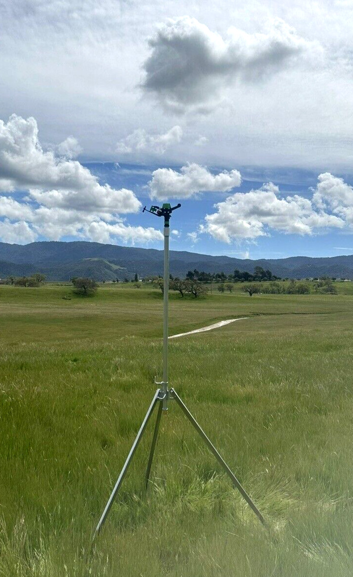 TALL CROP TRIPOD W/LOW PSI SPRINKLER 9’FT HIGH 100′ DIAMETER CORN, TREES, CROPS