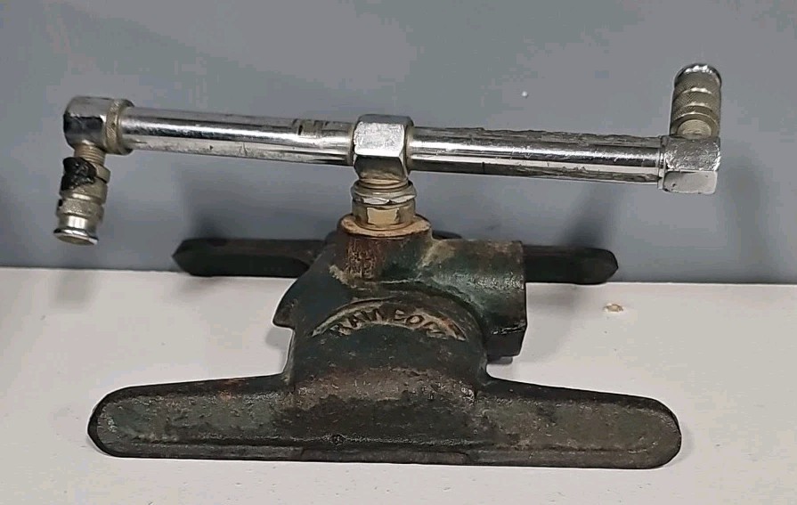 Vintage Green Cast Iron Art Deco Rainbow LAFAYETTE Co. Water Sprinkler Untested