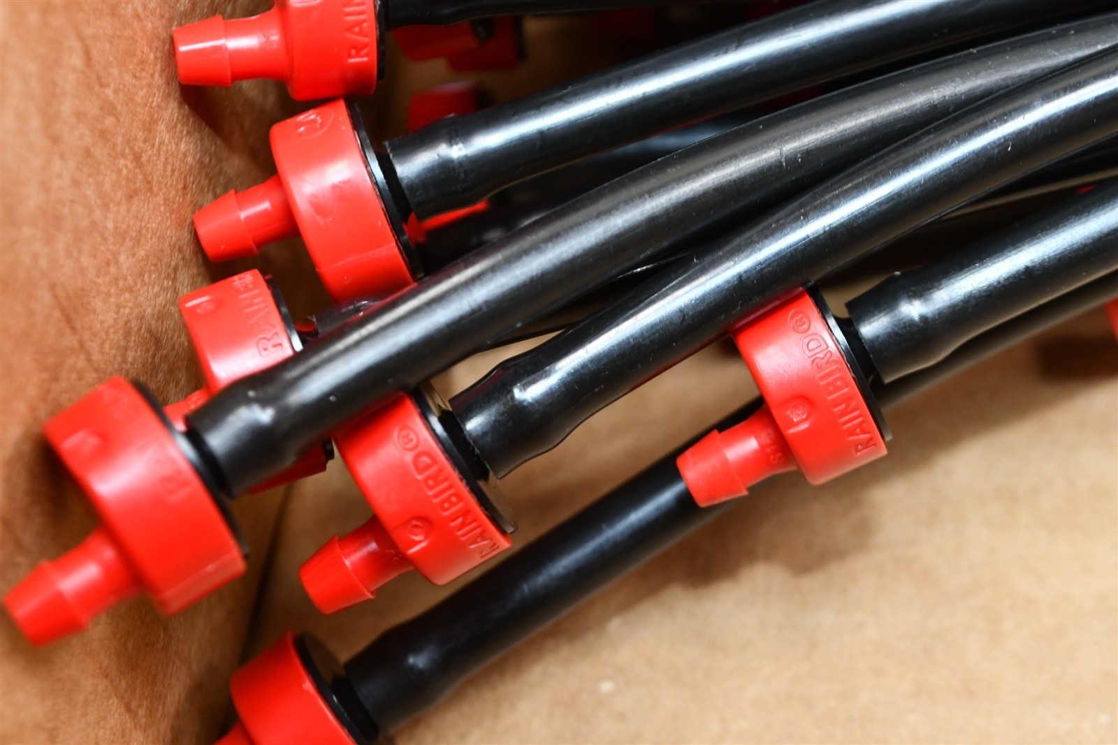 25 Rain Bird 2 GPH Drip Irrigation PC Drip Emitters + 1/4″ Vinyl Drip Line Hose