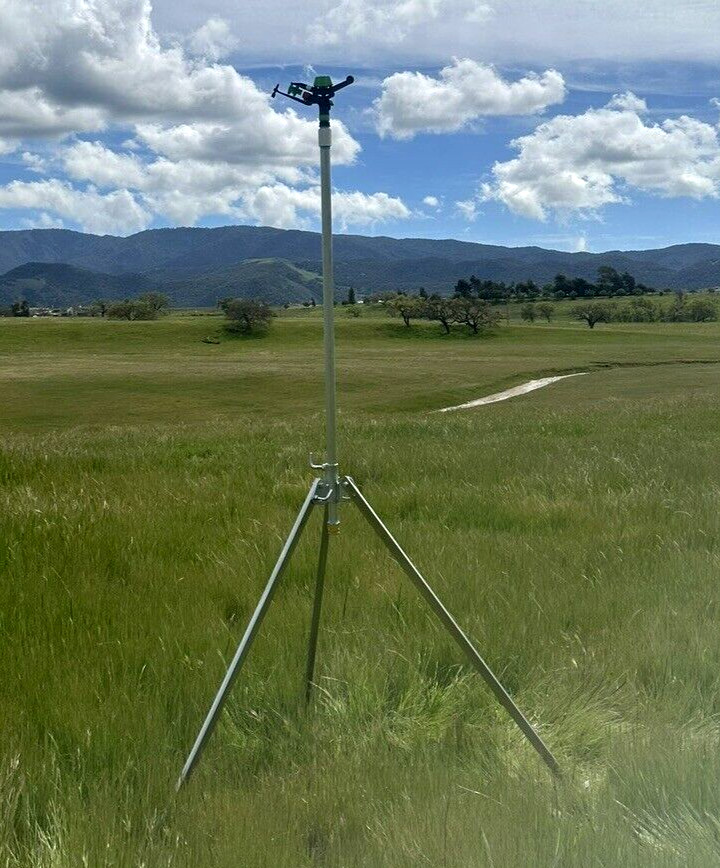 TALL CROP TRIPOD W/LOW PSI SPRINKLER 9’FT HIGH 100′ DIAMETER CORN, TREES, CROPS