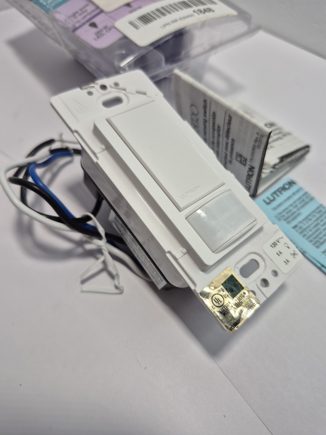 Lutron MS-VPS5MH-WH White 120V 5A 1-Pole 180 Degree Alarm/Sensor Switch