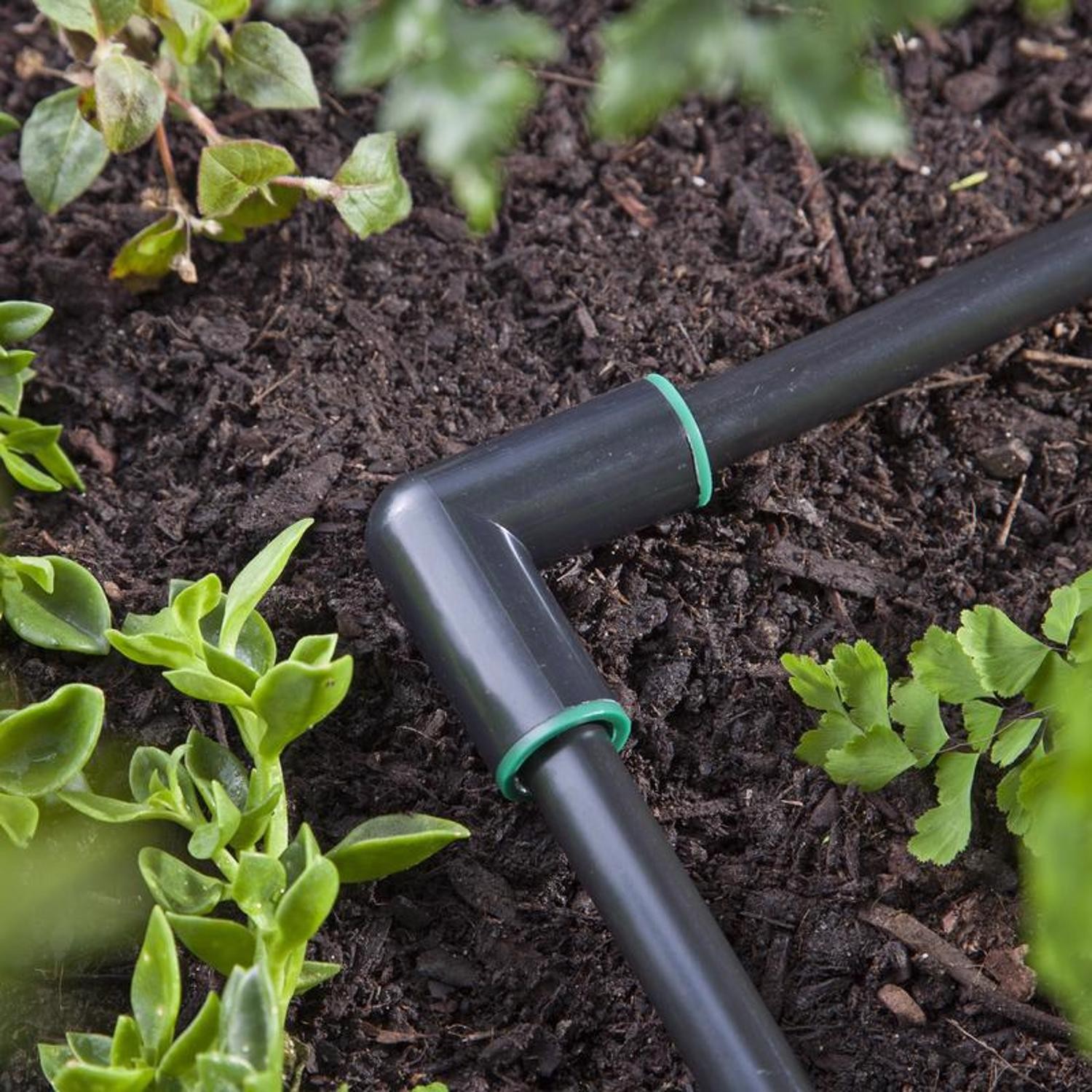 Raindrip R315CT Polyethylene Green Drip Irrigation Barbed Elbow 1/2 in. Fitting
